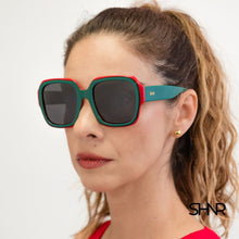 Load image into Gallery viewer, Wynwood Green Sunglasses